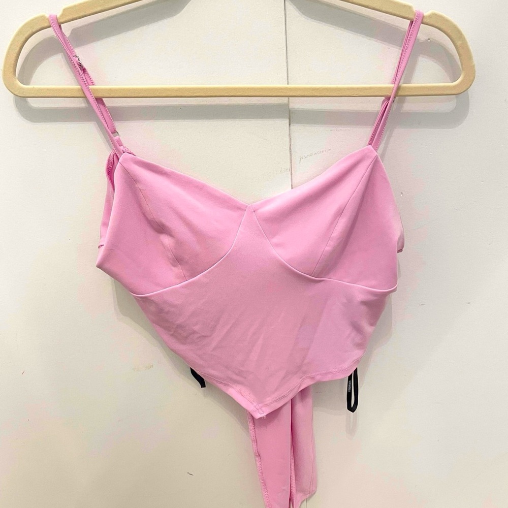 Forever 21 pink cropped tie top